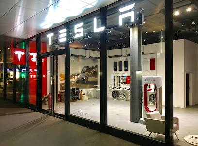 Tesla Store Basel St. Alban