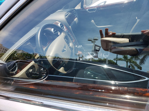 Used Car Dealer «Brickell Luxury Motors», reviews and photos, 590 SW 8th St, Miami, FL 33130, USA