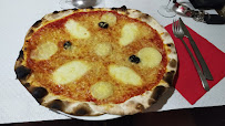 Plats et boissons du Pizzeria U San Roccu à Pietralba - n°14
