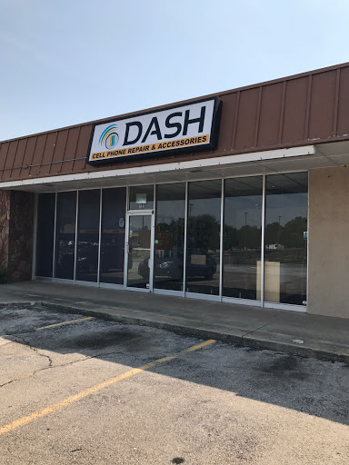 Mobile Phone Repair Shop «Dash Cellular Repair», reviews and photos, 130 Main St Suite 102, Noble, OK 73068, USA