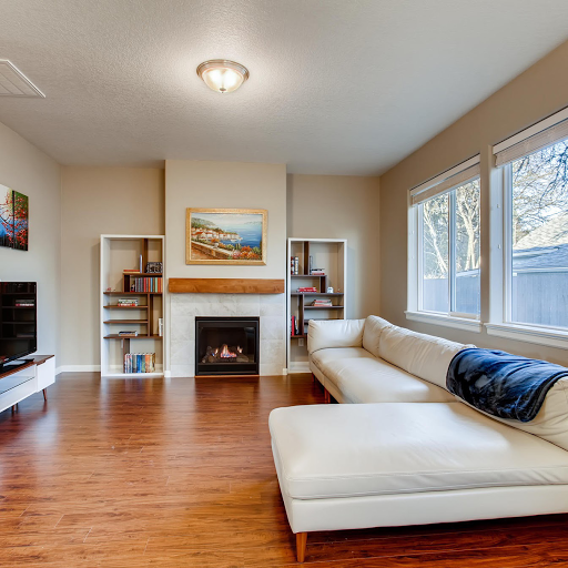 Real Estate Agency «Green Group Real Estate», reviews and photos, 9375 SW Wilsonville Rd, Wilsonville, OR 97070, USA