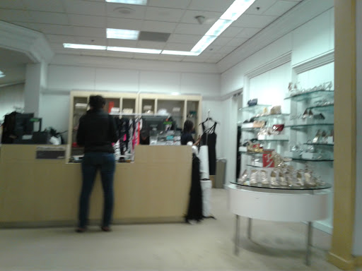 Department Store «Lord & Taylor», reviews and photos, 5065 Main St, Trumbull, CT 06611, USA