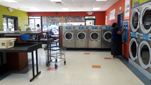 Laundromat «St. Clair Shores Electrolux Express Coin Laundromat», reviews and photos, 27520 Harper Ave, St Clair Shores, MI 48081, USA