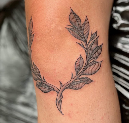 Explore tattoo ideas hombres, creative tattoo ideas in Honolulu, available at Aloha Tattoo Waikiki Hilton Hawaiian Village Rainbow Bazaar