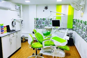 SHINE 32 Multispeciality Dental Care image