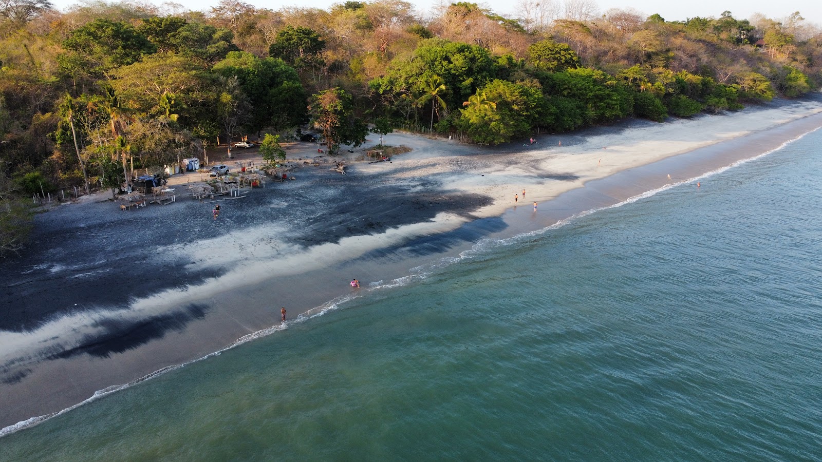 Photo de Los Panama Beach avec rivage droit, long