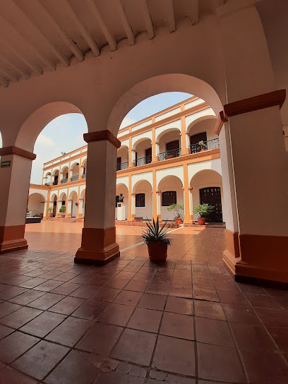 Instituto Juárez : Universidad Juárez Autónoma de Tabasco