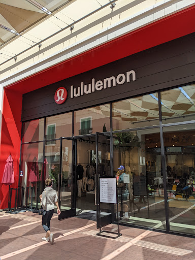 Sportswear Store «lululemon», reviews and photos, 750 Spectrum Center Dr, Irvine, CA 92618, USA