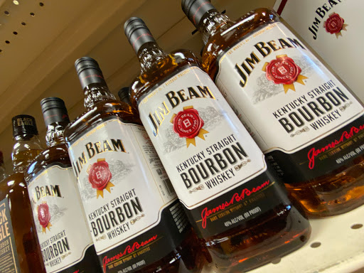 Liquor Store «Village Wine & Liquor Inc», reviews and photos, 161 N Wellwood Ave, Lindenhurst, NY 11757, USA