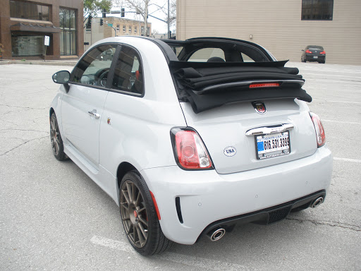 Used Car Dealer «Autobahn», reviews and photos, 1111 Westport Rd, Kansas City, MO 64111, USA