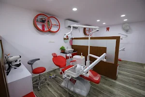 DENTISTREE Dental Clinic image