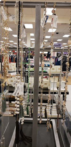 Department Store «T.J. Maxx», reviews and photos, 1 Worcester Rd, Framingham, MA 01701, USA