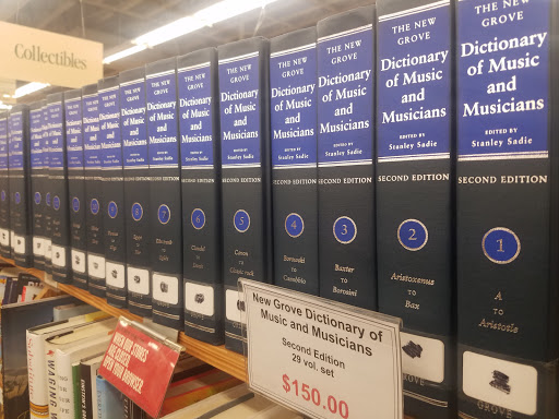 Book Store «Half Price Books», reviews and photos, 17145 W Bluemound Rd, Brookfield, WI 53005, USA