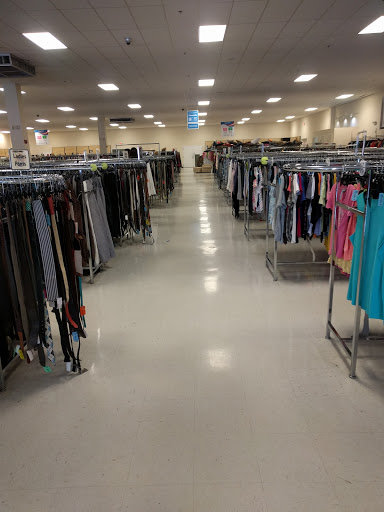 Thrift Store «Amvets Thrift Stores», reviews and photos, 109 S Seven Oaks Dr, Knoxville, TN 37922, USA