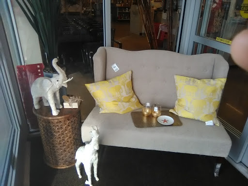 Home Goods Store «Tuesday Morning», reviews and photos, 655 S Mt Juliet Rd, Mt Juliet, TN 37122, USA