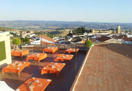 Hotel Oasis C. El Campo, 18, 06380 Jerez de los Caballeros, Badajoz, España