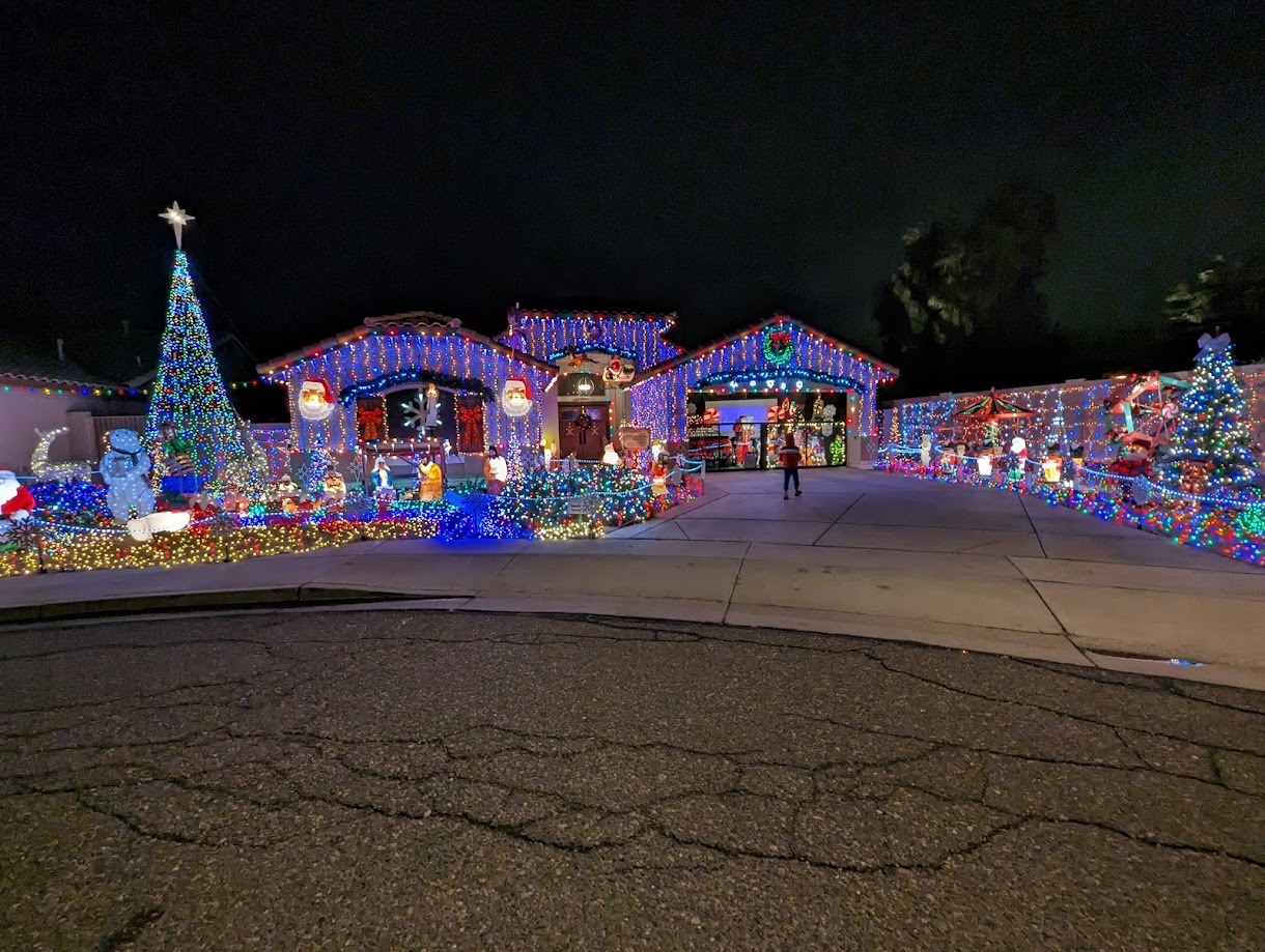 Miracle on 34th Lane Christmas Lights Display