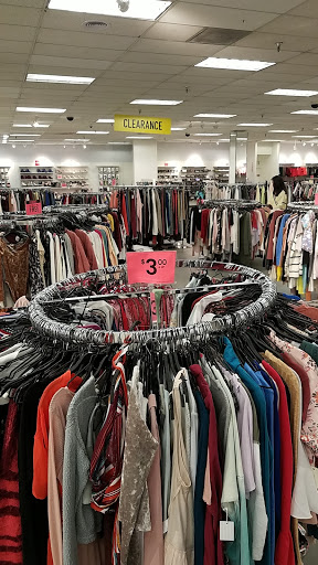 Clothing Store «Forever 21», reviews and photos, 500 Euclid St, Anaheim, CA 92801, USA