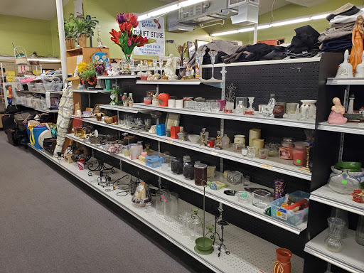 Thrift Store «Auburn Valley Humane Society Thrift Store», reviews and photos, 1123 E Main St, Auburn, WA 98002, USA