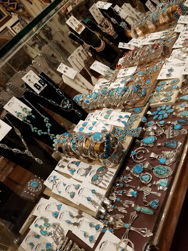 Jewelry Store «Silver Feather Jewelry & Gifts», reviews and photos, 5 St George St B, St Augustine, FL 32084, USA