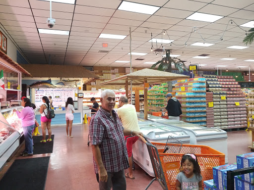 Supermarket «Kissimmee Meat & Produce», reviews and photos, 1528 W Vine St, Kissimmee, FL 34741, USA