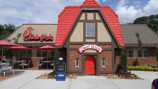 Fast Food Restaurant «Chick-fil-A», reviews and photos, 7348 Tara Blvd, Jonesboro, GA 30236, USA