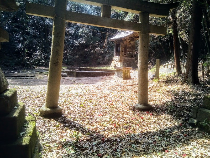 丸王神社