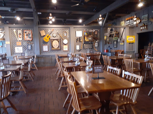 American Restaurant «Cracker Barrel Old Country Store», reviews and photos, 145 Prospect Hill Rd, East Windsor, CT 06088, USA