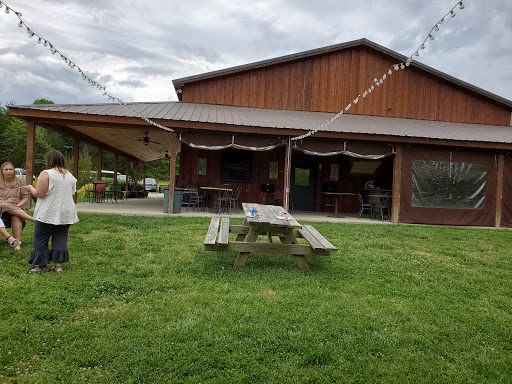 Winery «Pickers Creek Winery», reviews and photos, 1986 New Columbia Hwy, Lewisburg, TN 37091, USA