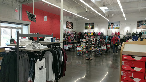 Shoe Store «WSS», reviews and photos, 7900 Sepulveda Blvd, Van Nuys, CA 91405, USA