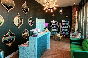 Bloomington Dry Bar and Beauty Salon image