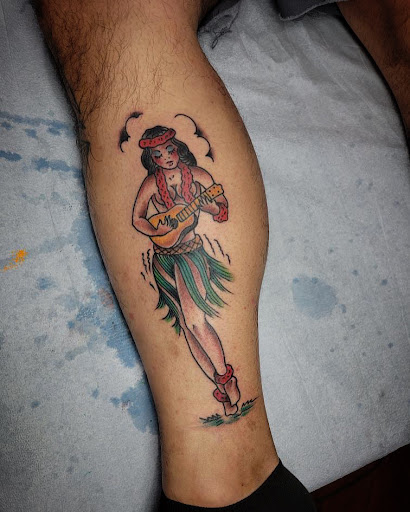 Explore mother daughter matching tattoos ideas, creative tattoo ideas in Libertyville, available at Lucky Seven Tattoo