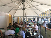 Atmosphère du Restaurant de fruits de mer Le Café de Turin à Nice - n°8