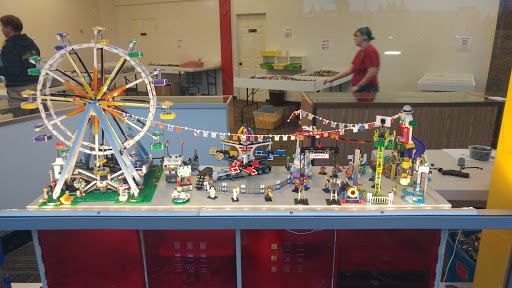 Toy Store «Bricks & Minifigs Portland», reviews and photos, 3040 NE Sandy Blvd, Portland, OR 97232, USA