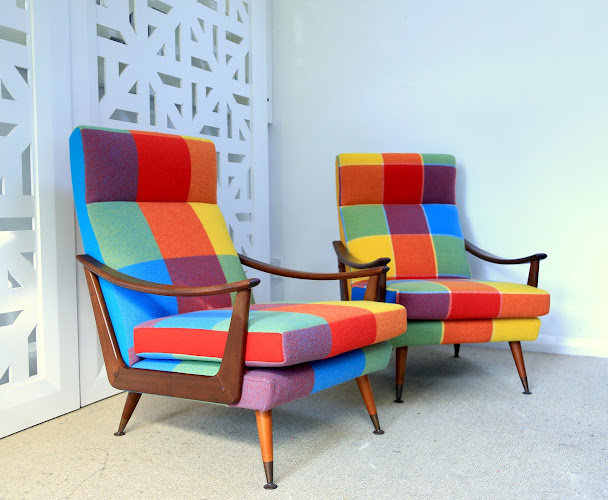Red Couch - Shop