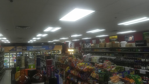 Liquor Store «Royal Liquor & Wine», reviews and photos, 1015 N Randall Rd, Elgin, IL 60123, USA