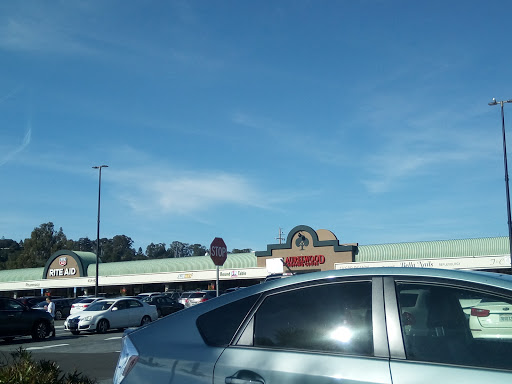 Shopping Mall «Laurelwood Shopping Center», reviews and photos, 1206 W Hillsdale Blvd, San Mateo, CA 94403, USA