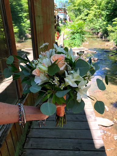 Florist «Holiday Florist», reviews and photos, 1918 PA-286, Pittsburgh, PA 15239, USA