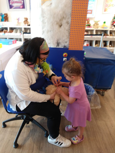 Toy Store «Build-A-Bear Workshop», reviews and photos, 4130 Summit Plaza Dr, Louisville, KY 40241, USA