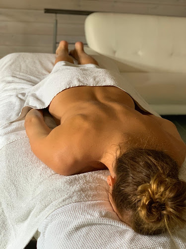 Annaick - Massagetherapeut