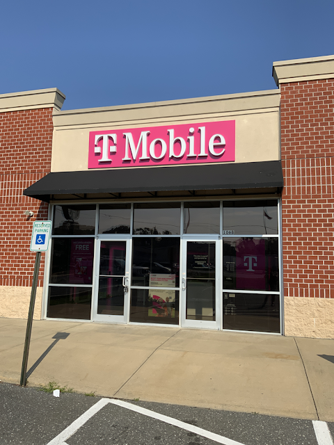 T-Mobile Authorized Retailer