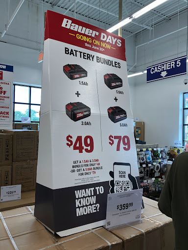 Hardware Store «Harbor Freight Tools», reviews and photos, 45150 Utica Park Blvd, Utica, MI 48315, USA