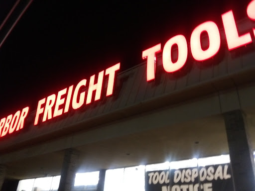 Hardware Store «Harbor Freight Tools», reviews and photos, 1704 E Belt Line Rd, Richardson, TX 75081, USA