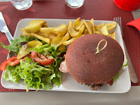 Hamburger du Restaurant le chat perché à Saint-Jean-Pied-de-Port - n°1