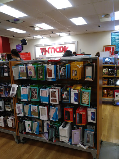 Department Store «T.J. Maxx», reviews and photos, 425 Tunxis Hill Cut Off, Fairfield, CT 06825, USA