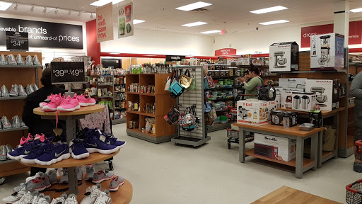 Department Store «T.J. Maxx», reviews and photos, 1650 Miami Gardens Dr, North Miami Beach, FL 33179, USA