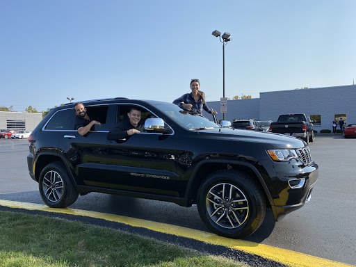 Car Dealer «Palmen Motors Dodge Chrysler Jeep Ram», reviews and photos, 5431 75th St, Kenosha, WI 53142, USA