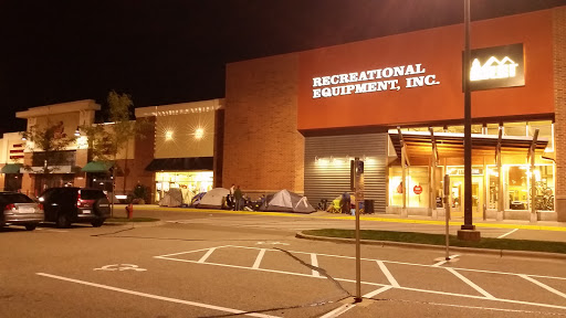 Camping Store «REI», reviews and photos, 11581 Fountains Dr, Maple Grove, MN 55369, USA