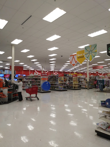Department Store «Target», reviews and photos, 800 Broadview Village Sq, Broadview, IL 60155, USA