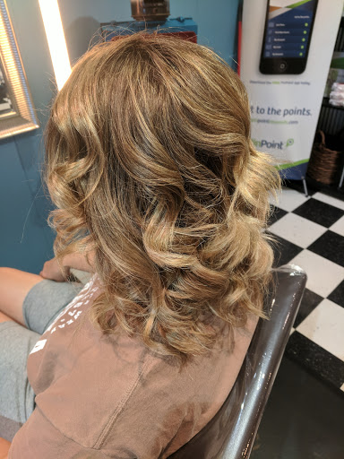 Beauty Salon «Ahead Of The Curve Salon», reviews and photos, 1718 Washington St, Blair, NE 68008, USA